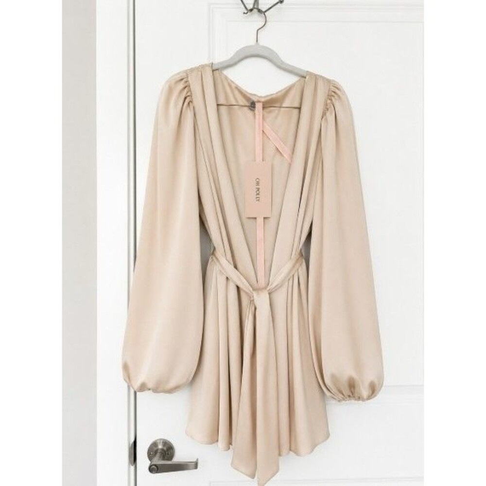 Oh Polly Balloon Sleeve Tie Waist Satin Mini Dress Cream Size US 6 UK 10 - Picture 2 of 7